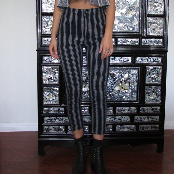 Brandy Melville Pants - Brandy Melville Tilden Pant